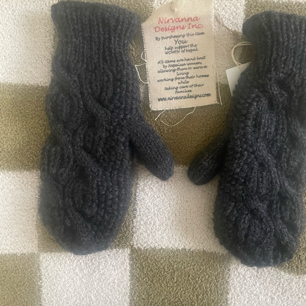 Nirvana Designs Inc. Side Cable Knit Mittens Charcoal Grey